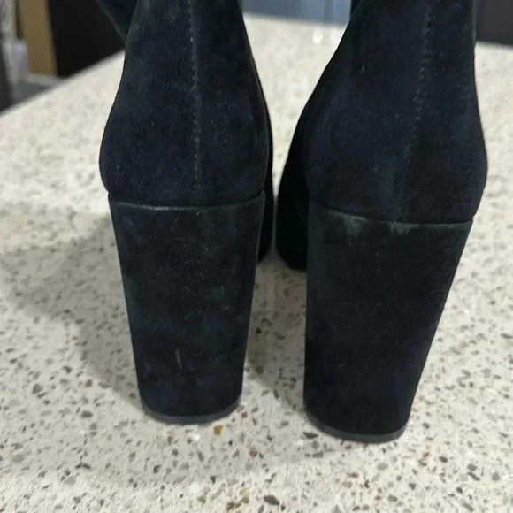 Steve Madden black suede block heel boots size 10 M - Picture 3 of 6